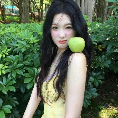 驼背人与舞女